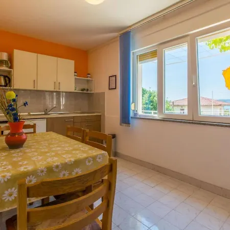 Isabella 3 By Interhome *